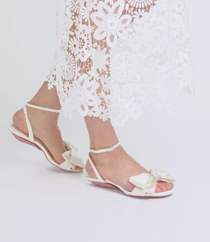 Bow Sandals in White Silk