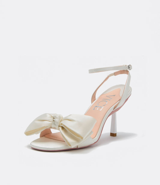 Bow Sandals in White Silk