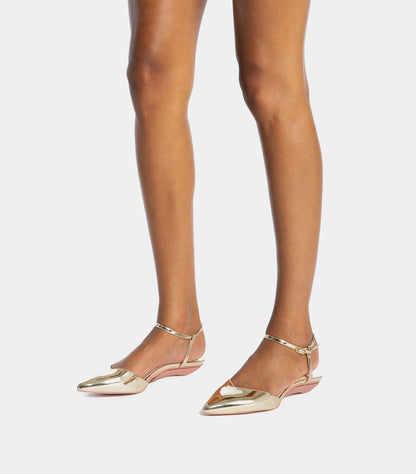 Publicist Pumps in Gold